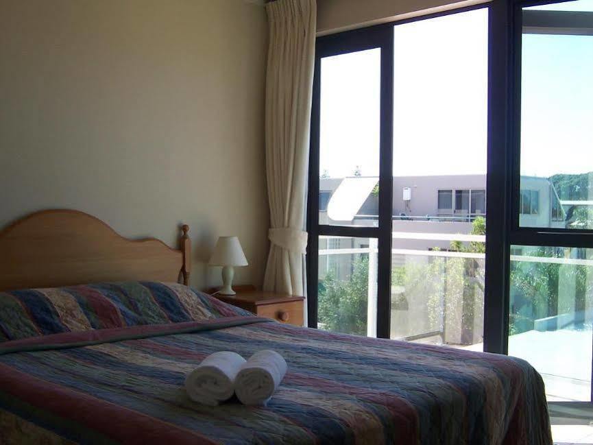 Capri On Pilot Bay Apartment Mount Maunganui Exterior photo