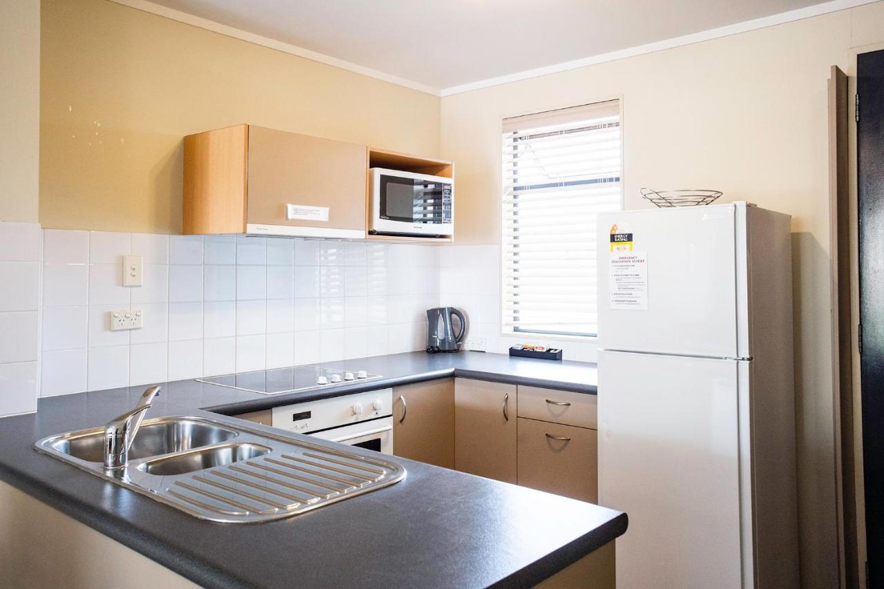 Capri On Pilot Bay Apartment Mount Maunganui Exterior photo