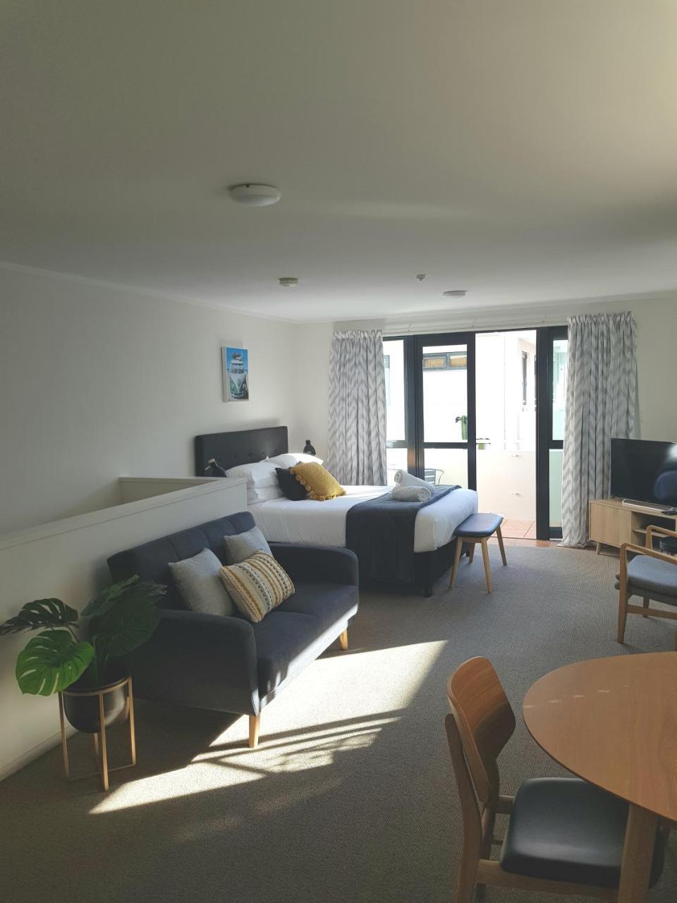Capri On Pilot Bay Apartment Mount Maunganui Exterior photo